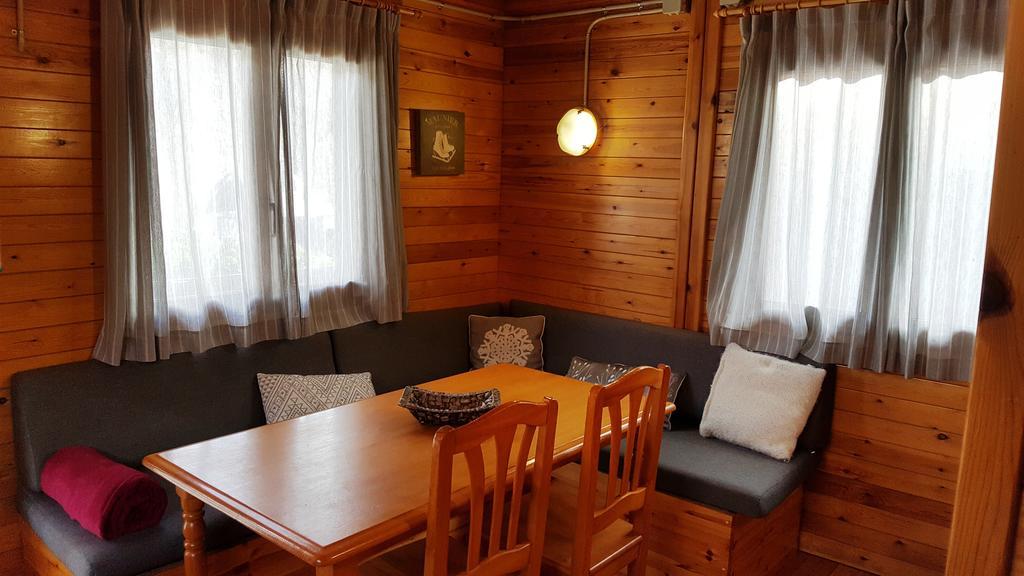 Bungalows Nou Camping La Guingueta D'Aneu Exterior photo