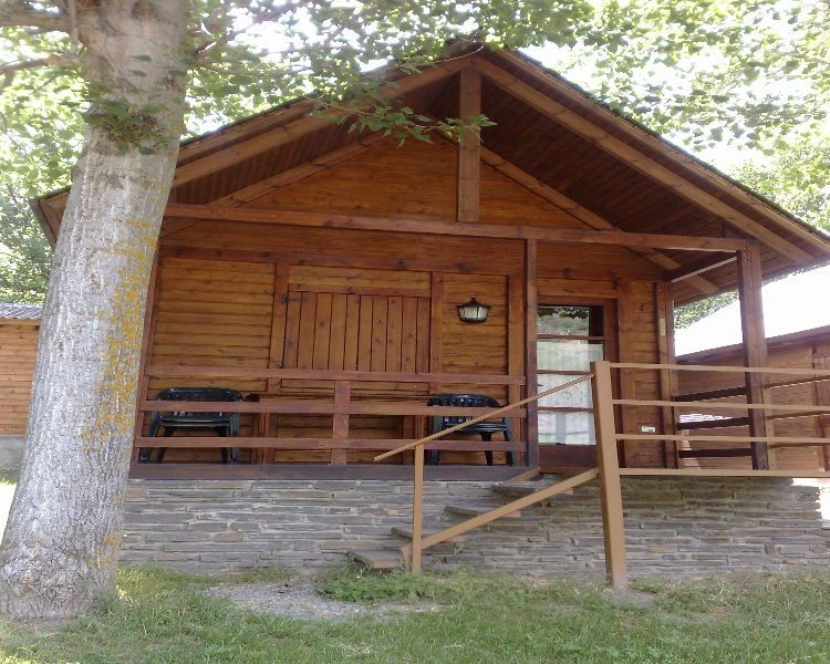 Bungalows Nou Camping La Guingueta D'Aneu Exterior photo